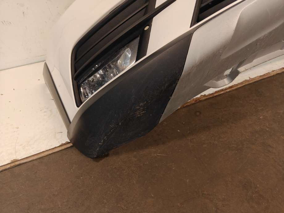 Spoiler foran til VW Caddy 2015-2020 (Type III, Fase 3)  (VOLKSWAGEN|2K5 805 903 B  9B9|)
