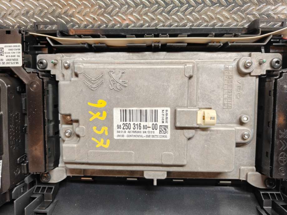 Instrument kjørecomputer til Citroën Jumpy 2016-->> (Type III)  (CITROEN|98 316 658 80|98 250 316 80|9825031680-00)