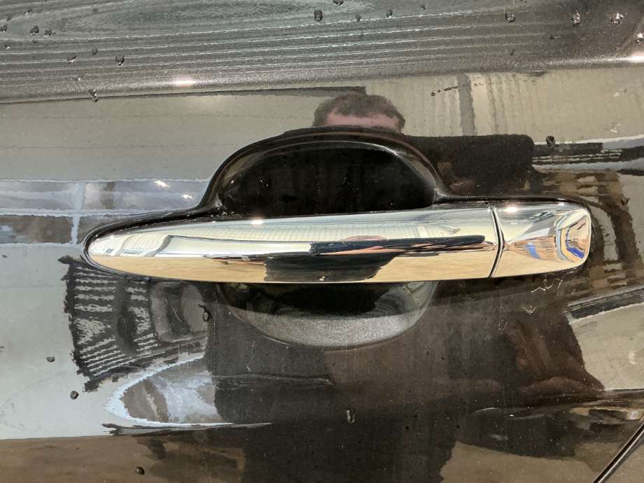 Dørhåndtak utv venstre bak til Nissan Leaf, 2018-->> (Type II)  (NISSAN|)