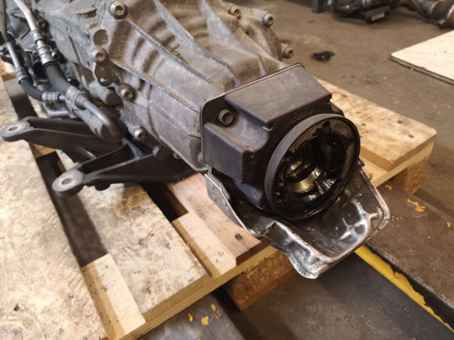 Girkasse automat til Audi A4 2007-2014 (Type IV) (B8) (B8) (AUDI|0B5 300 057 H|)