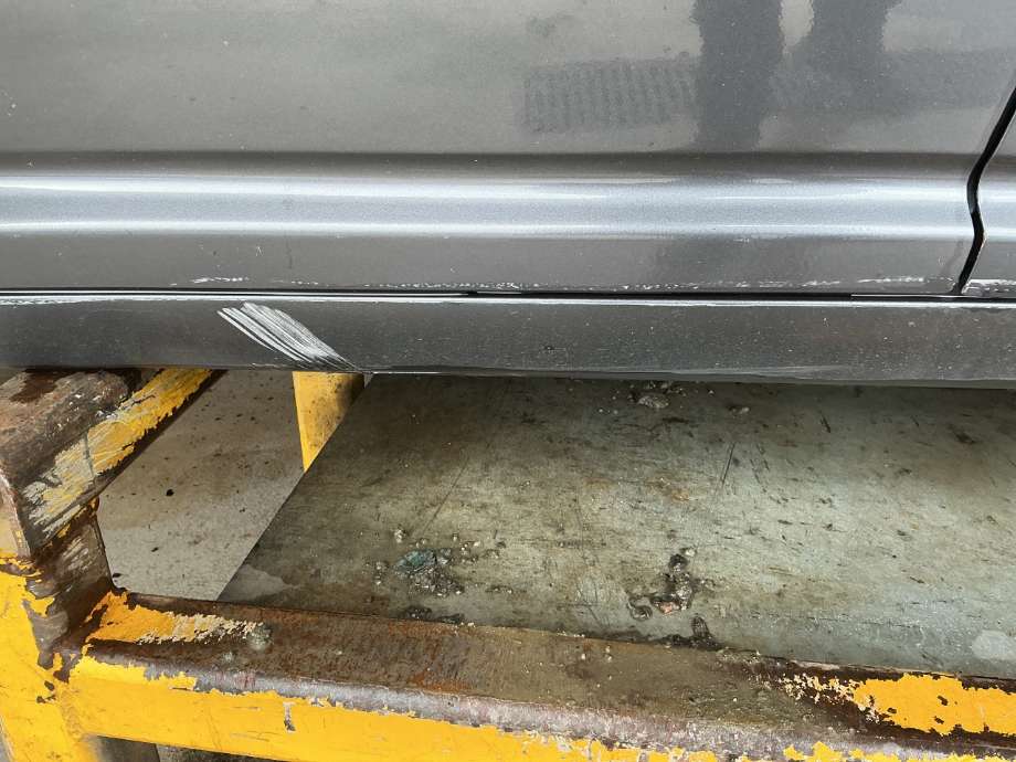 Dør høyre bak til Toyota Avensis 2003-2008 (Type II)  (TOYOTA|)