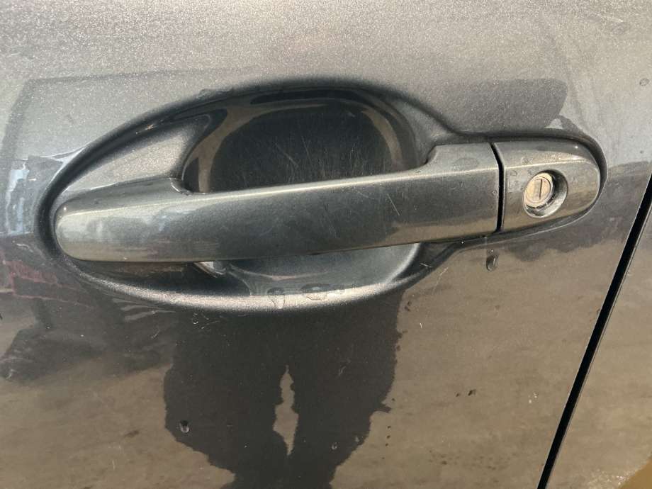 Dørhåndtak utv venstre foran til Toyota Avensis, 2003-2008 (Type II)  (TOYOTA|)