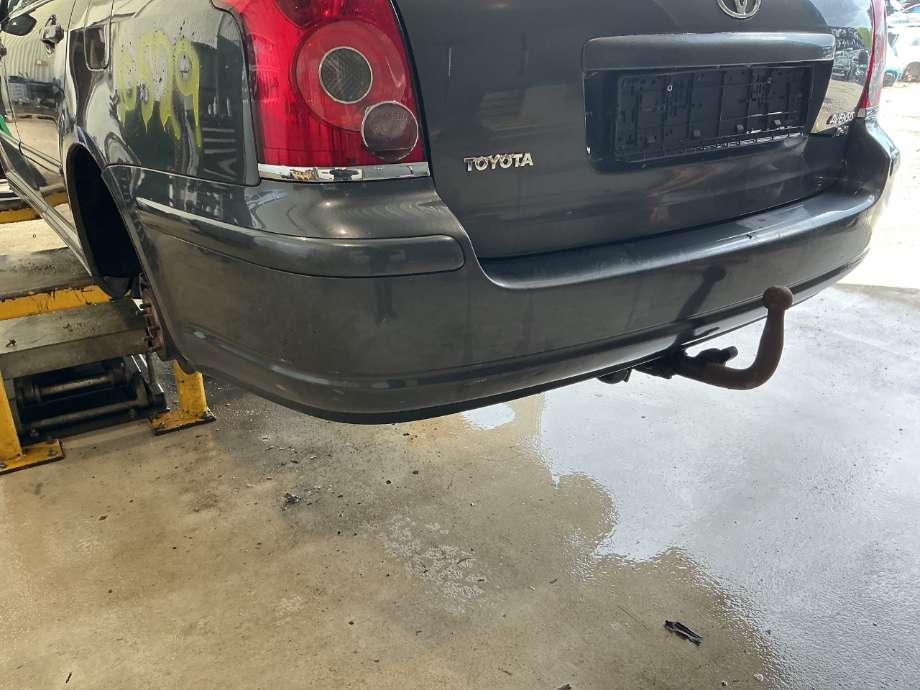 Støtfanger bak til Toyota Avensis 2003-2008 (Type II) (TOYOTA|)