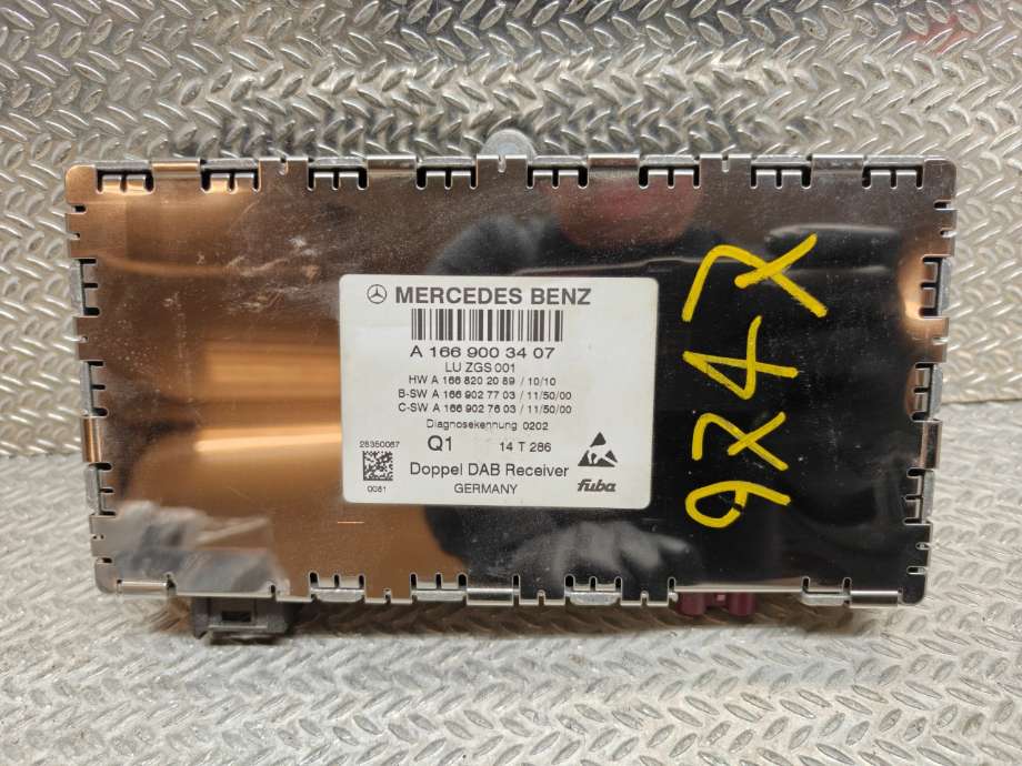 Bilstereo diverse til Mercedes E-Klasse 2013-2016 (Fase 2) (W212) (W212) (MERCEDES|A 166 900 76 16|A 166 900 95 13|A 166 900 34 07)