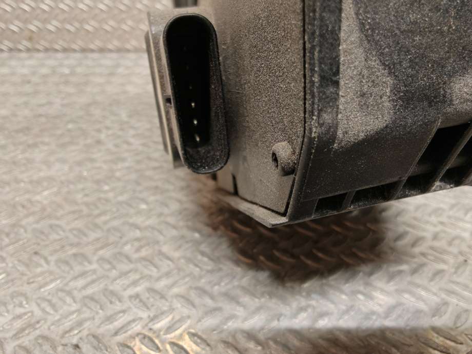 Pedal gass til Mercedes E-Klasse 2013-2016 (Fase 2) (W212) (W212) (MERCEDES|A 222 300 11 00||A 204 300 02 00)