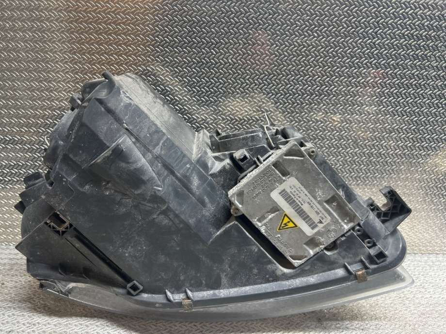 Frontlykt venstre xenon til Audi A3 2003-2008 (Type II, Fase 1) (AUDI|8P0941029R|1307022488|8P0 941 029 R)