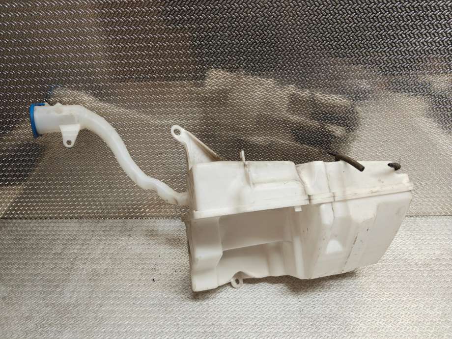 Spylertank til Volvo XC60 2008-2013 (Type I, Fase 1) (VOLVO|30753424|)