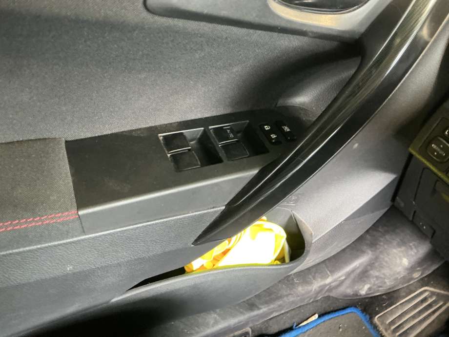 Bryter ruteheis til Toyota Auris, 2013-2015 (Type II, Fase 1) (TOYOTA|)