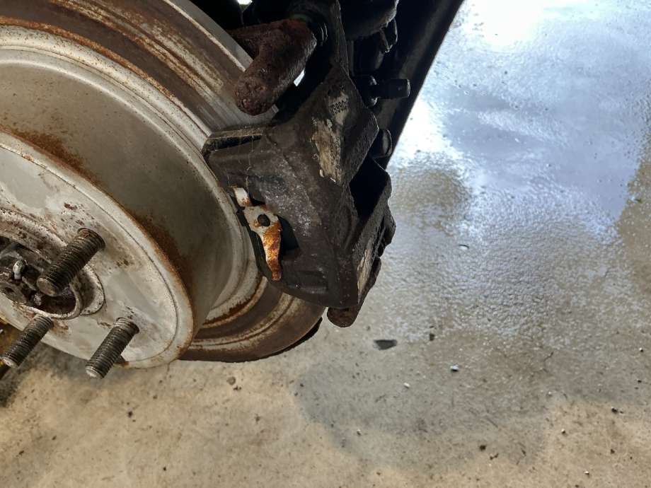 Bremsecaliper venstre bak til Mitsubishi Outlander 2010-2012 (Type II, Fase 2) (MITSUBISHI|)