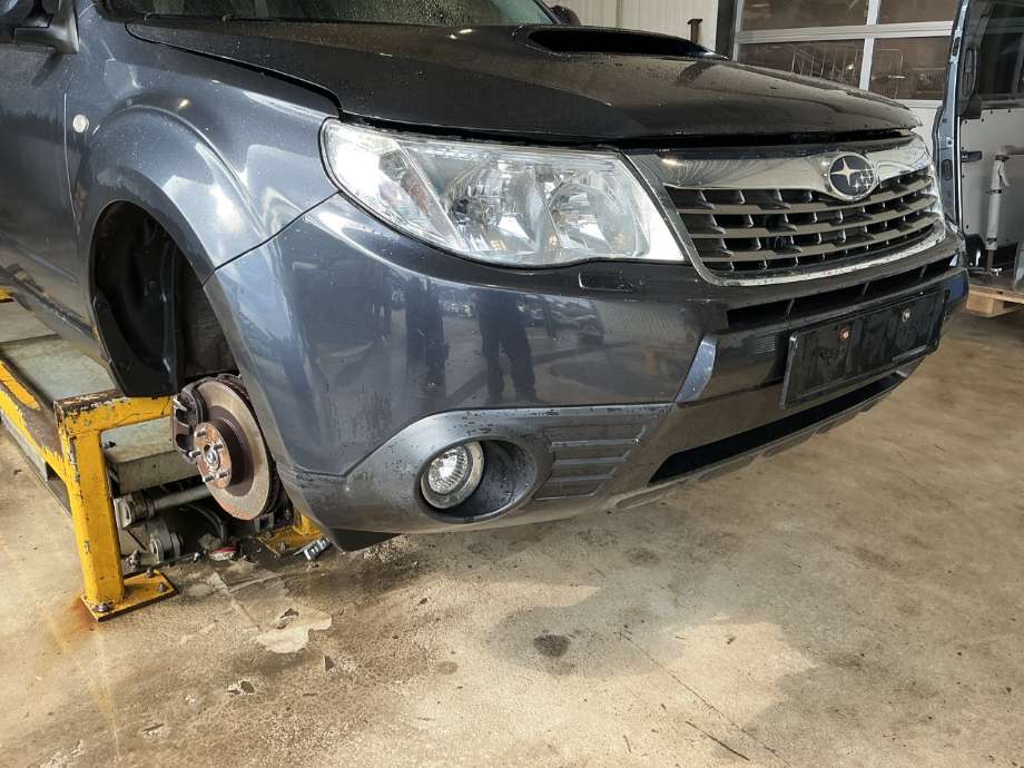Støtfanger foran til Subaru Forester 2008-2013 (Type III)  (SUBARU|)