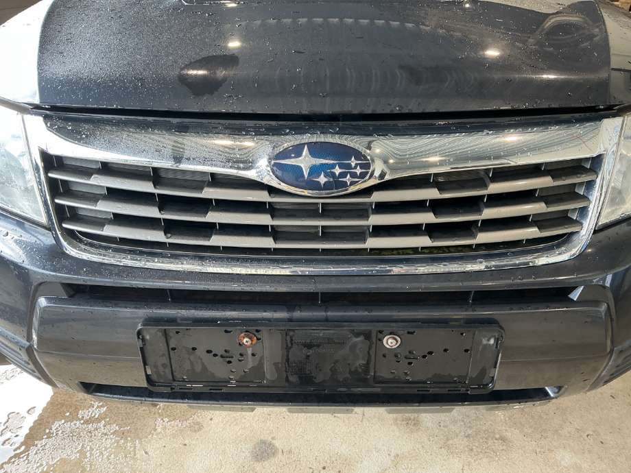 Grill til Subaru Forester, 2008-2013 (Type III)  (SUBARU|)
