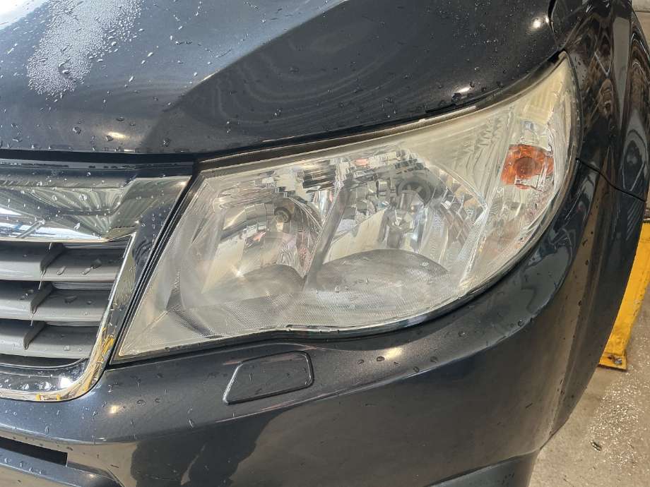 Frontlykt venstre halogen til Subaru Forester, 2008-2013 (Type III)  (SUBARU|)