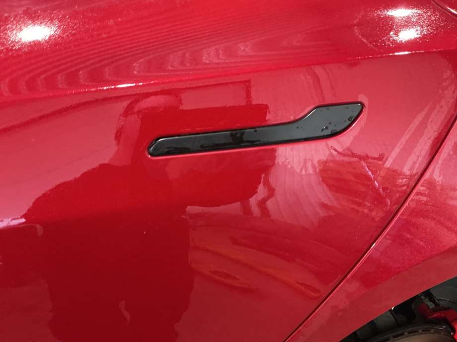 Dørhåndtak utv venstre bak til Tesla Model 3, 2018-2023 (Fase 1)  (TESLA|)