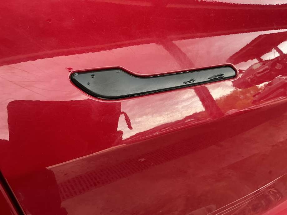 Dørhåndtak utv høyre foran til Tesla Model 3, 2018-2023 (Fase 1)  (TESLA|)