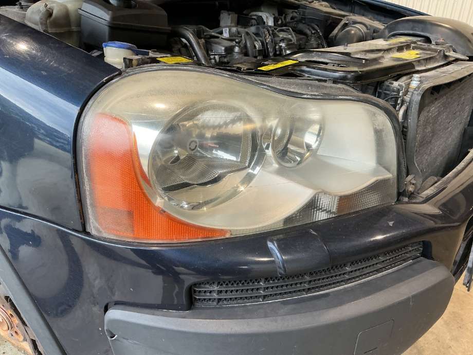 Frontlykt høyre halogen til Volvo XC90, 2002-2006 (Type I, Fase 1)  (VOLVO|)