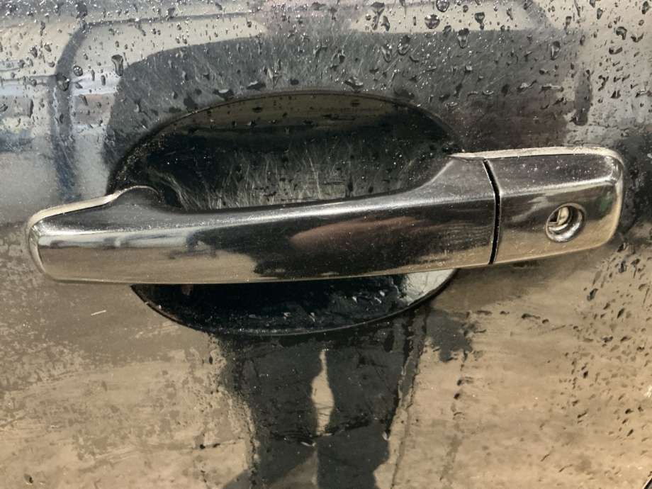 Dørhåndtak utv venstre foran til Volvo V70, 2007-2013 (Type III, Fase 1)  (VOLVO|)