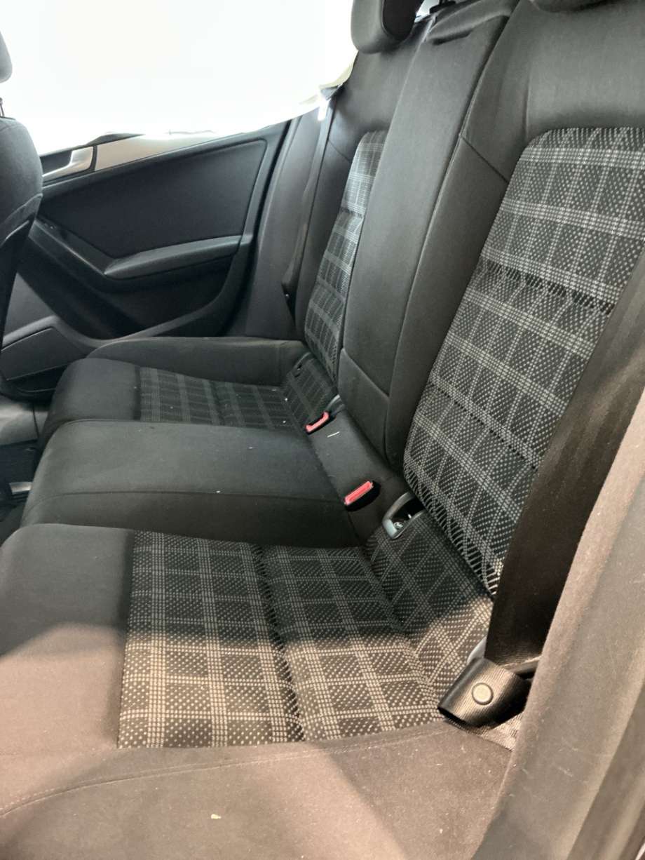 Sete bak til Audi A5, 2007-2016 (Type I)  (AUDI|)