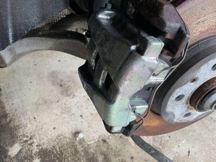 Bremsecaliper høyre foran til Audi A5, 2007-2016 (Type I)  (AUDI|)