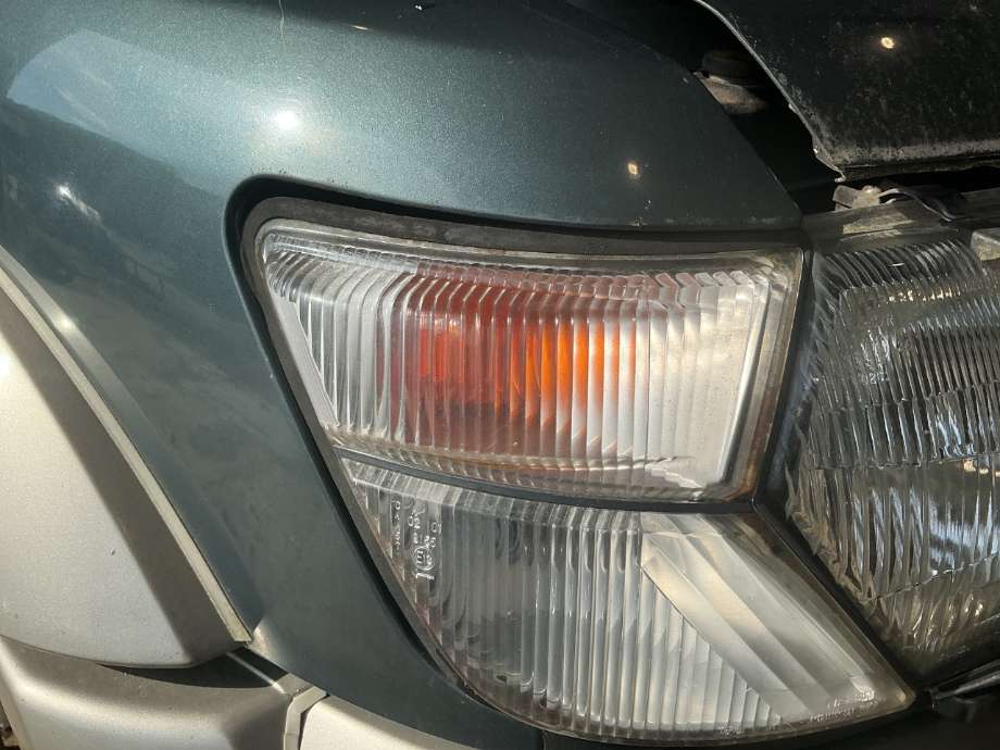 Blinklykt høyre til Nissan Patrol, 1998-2004 (Fase 1) (Y61) (Y61) (NISSAN|)