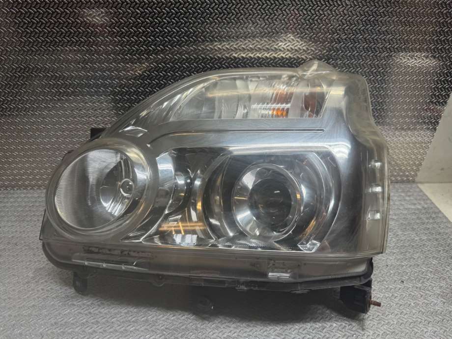 Frontlykt venstre xenon til Nissan X-Trail, 2007-2014 (T31) (T31) (NISSAN|26060JG45A)