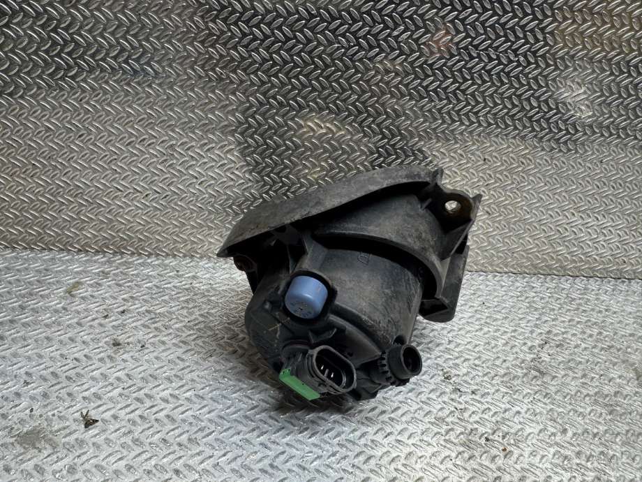 Tåkelykt høyre foran til Toyota Avensis 2009-2015 (Type III, Fase 1) (TOYOTA|812200D042||89210656)