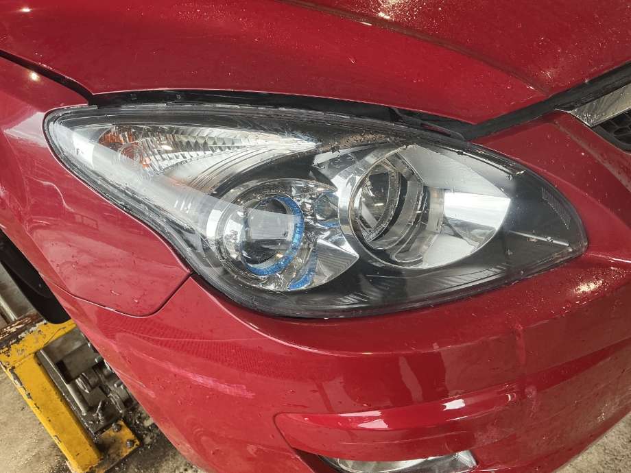 Frontlykt høyre halogen til Hyundai i30, 2007-2012 (Type I)  (HYUNDAI|)