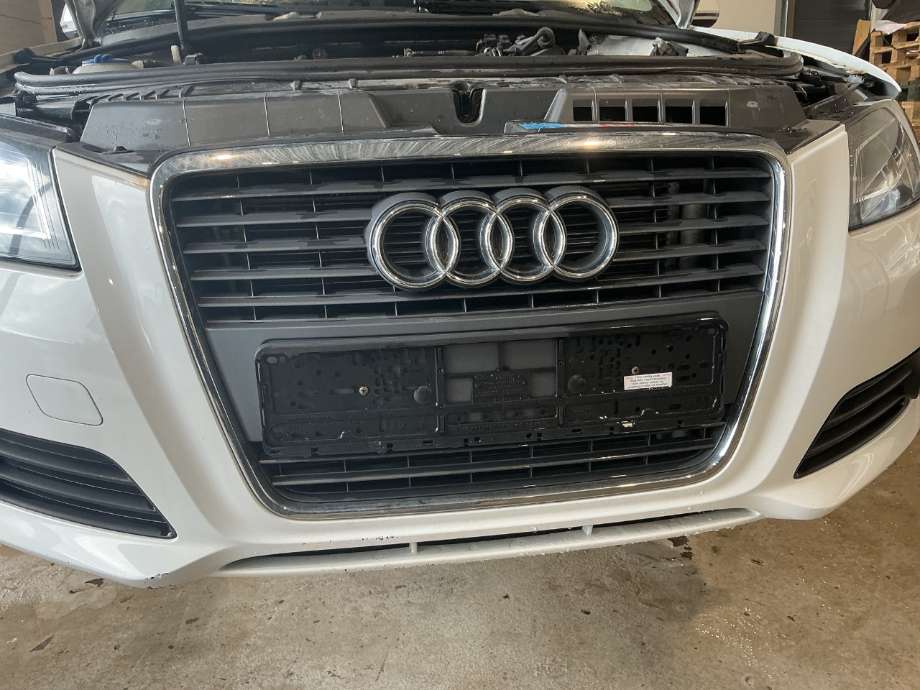 Grill til Audi A3, 2009-2012 (Type II, Fase 2) (AUDI|)