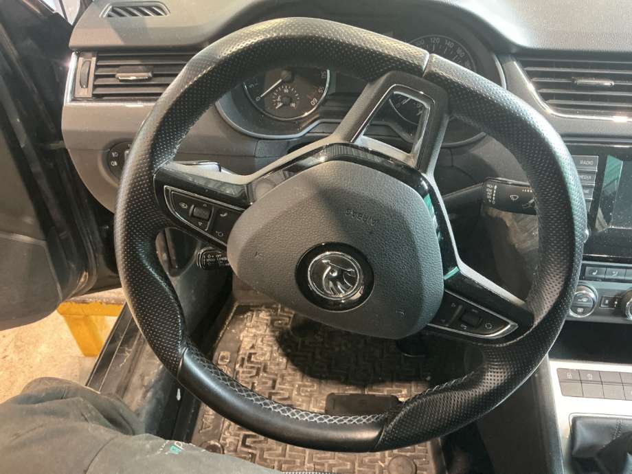 Ratt til Škoda Octavia, 2013-2016 (Type III, Fase 1)  (SKODA|)