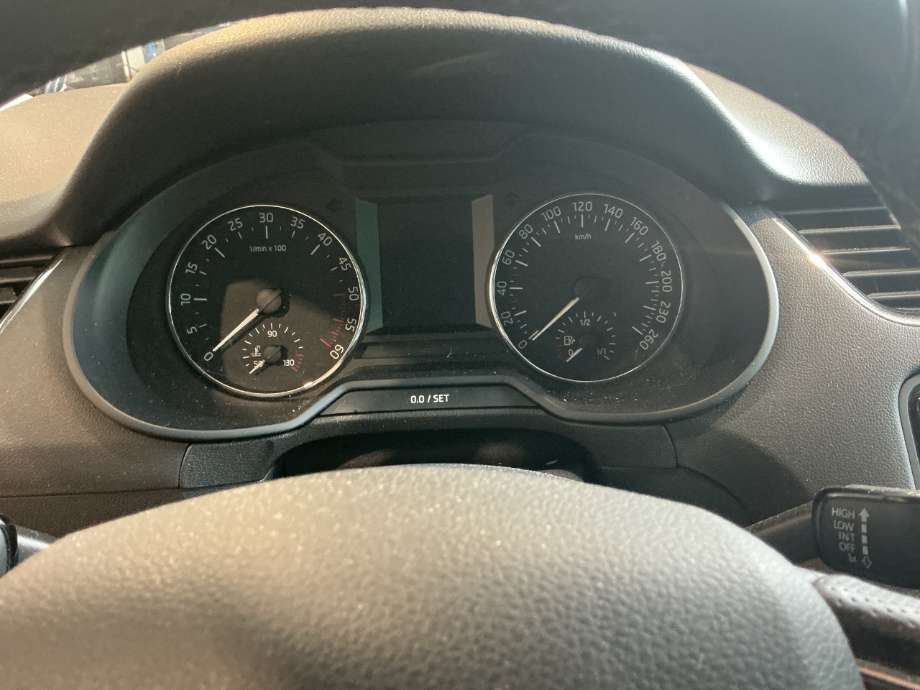 Instrumentpanel til Škoda Octavia, 2013-2016 (Type III, Fase 1)  (SKODA|)