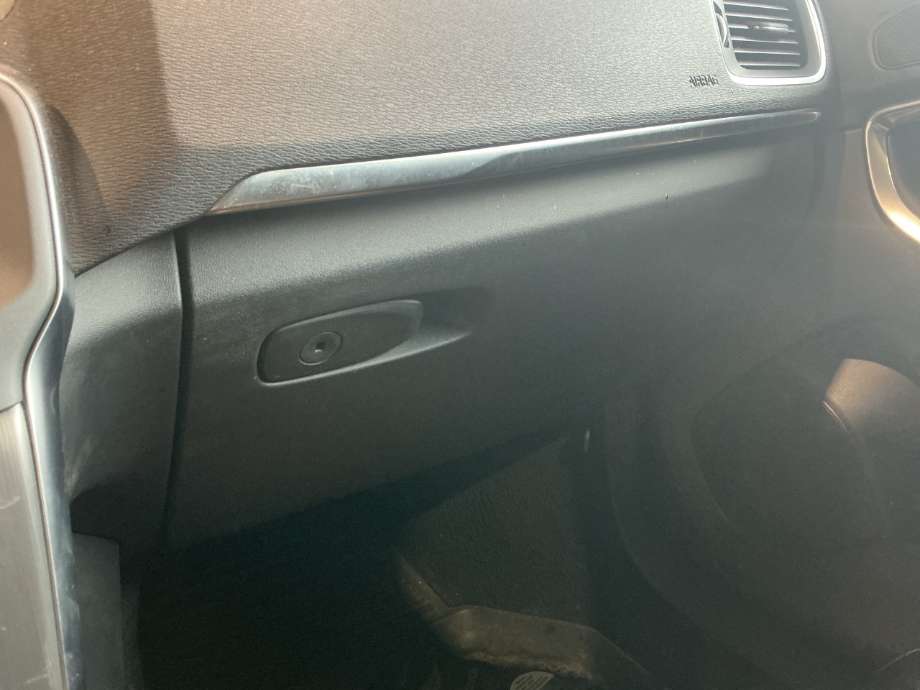 Hanskerom lokk til Volvo V40, 2012-2019  (VOLVO|)