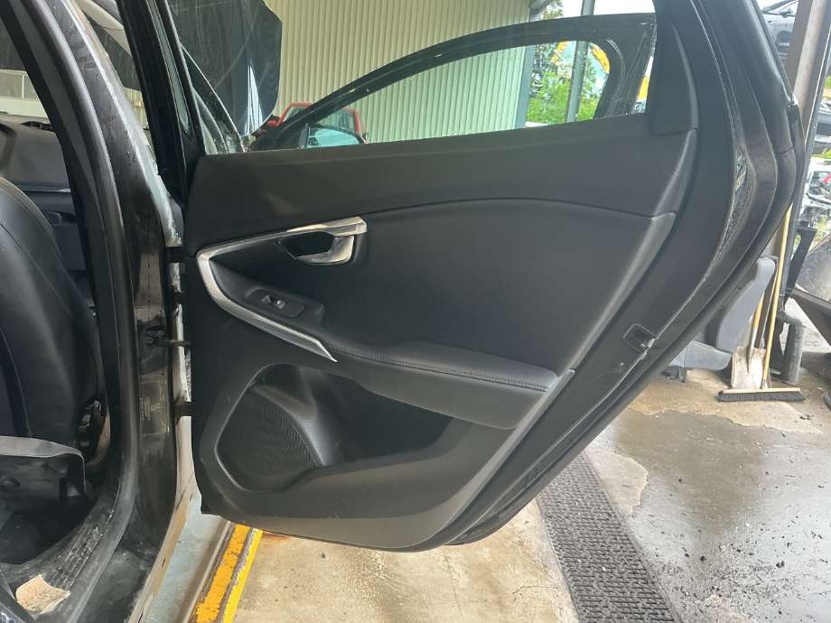 Dørtrekk høyre til Volvo V40, 2012-2019  (VOLVO|)