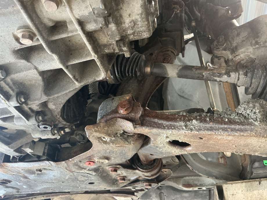 Travers foran hoved til Volvo V40 2012-2019  (VOLVO|)