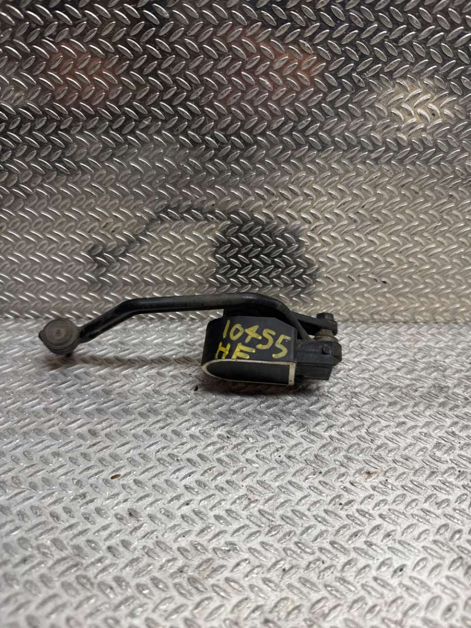Sensor nivå til Volvo V40, 2012-2019  (VOLVO|31340262)
