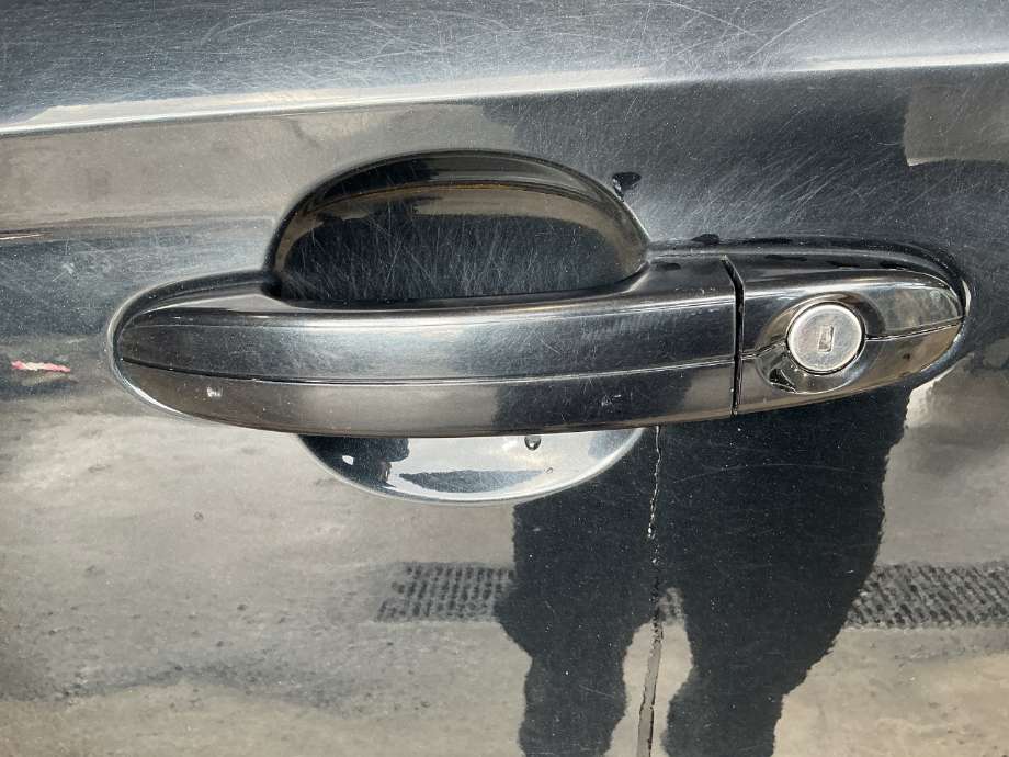 Dørhåndtak utv venstre foran til Ford Mondeo, 2011-2014 (Type IV, Fase 2)  (FORD|)