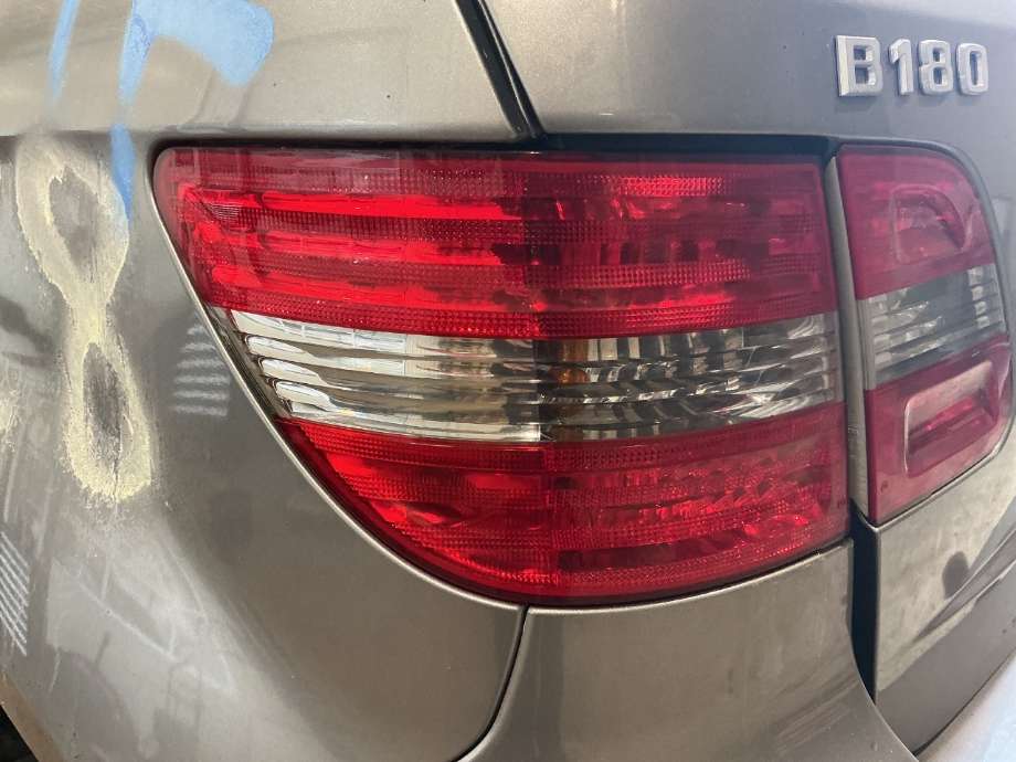 Baklykt venstre til Mercedes B-Klasse, 2005-2008 (Fase 1) (W245) (W245) (MERCEDES|)