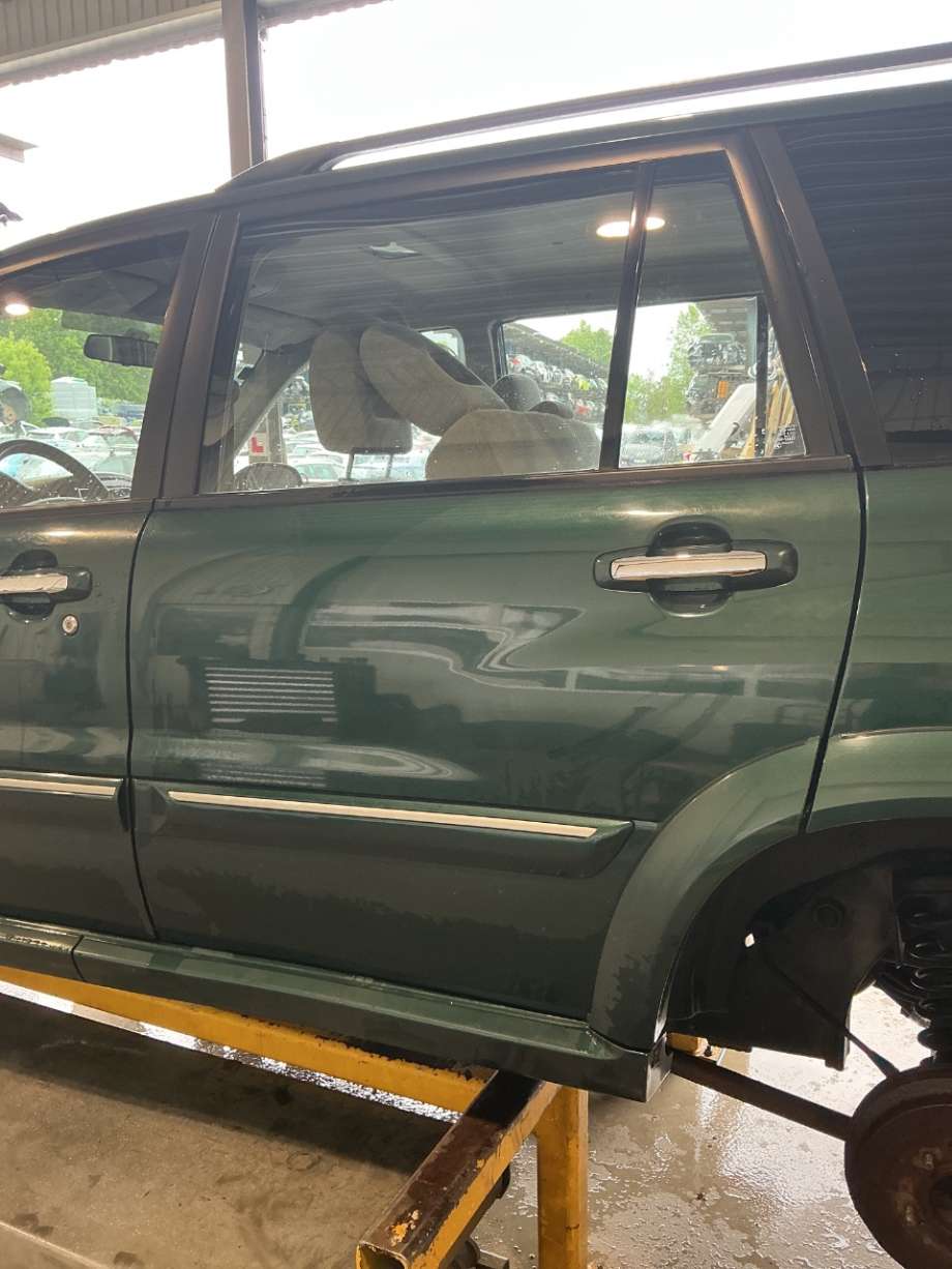 Dør venstre bak til Suzuki Grand Vitara 1998-2005 (Type II) (SUZUKI|)