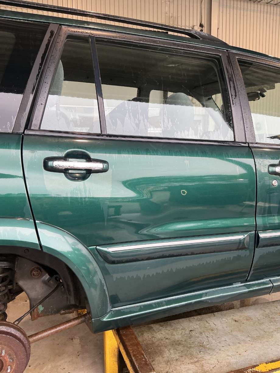 Dør høyre bak til Suzuki Grand Vitara 1998-2005 (Type II) (SUZUKI|)