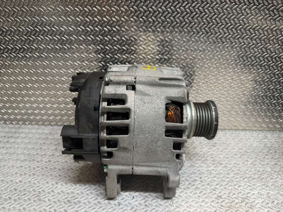 Dynamo til VW Transporter / Caravelle 2009-2015 (Fase 2) (T5) (T5) (VOLKSWAGEN|03L 903 024 G|)