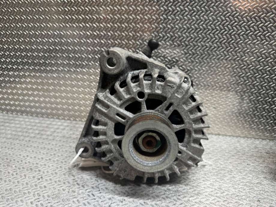 Dynamo til BMW 5-Serie 2010-2017 (F10/F11) (F10/F11) (BMW|12 31 7 808 075|)