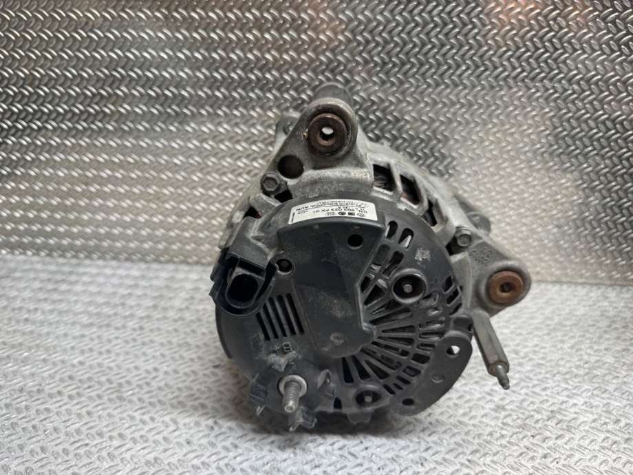 Dynamo til Škoda Octavia 2005-2008 (Type II, Fase 1)  (SKODA|06F 903 023 F|)