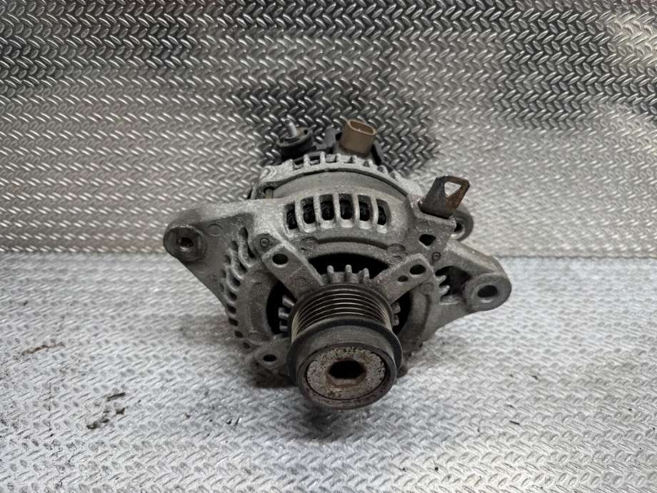 Dynamo til Toyota Verso 2009-2016 (Type III)  (TOYOTA|270600T051|)
