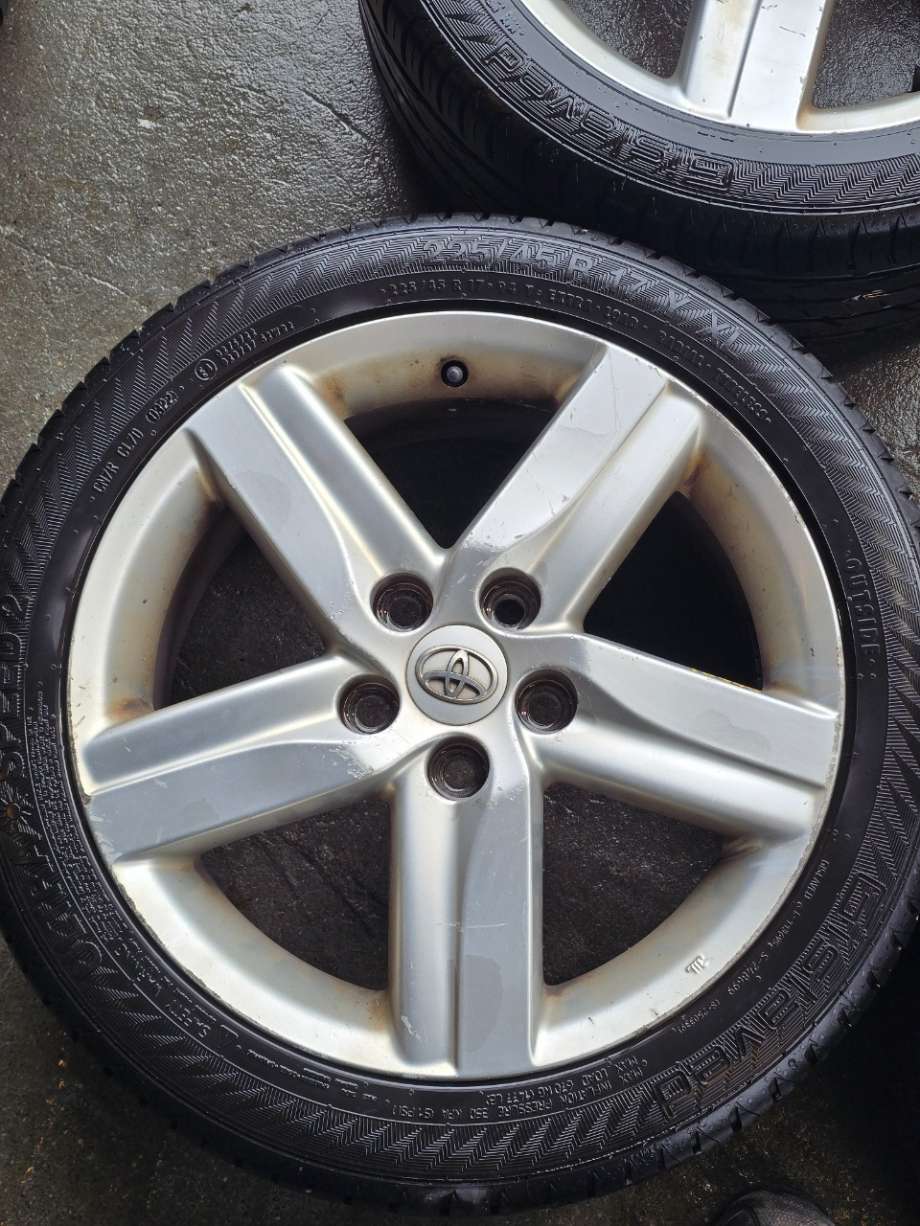 Felgsett aluminium til Toyota Auris 2013-2015 (Type II, Fase 1) (TOYOTA||ET50)