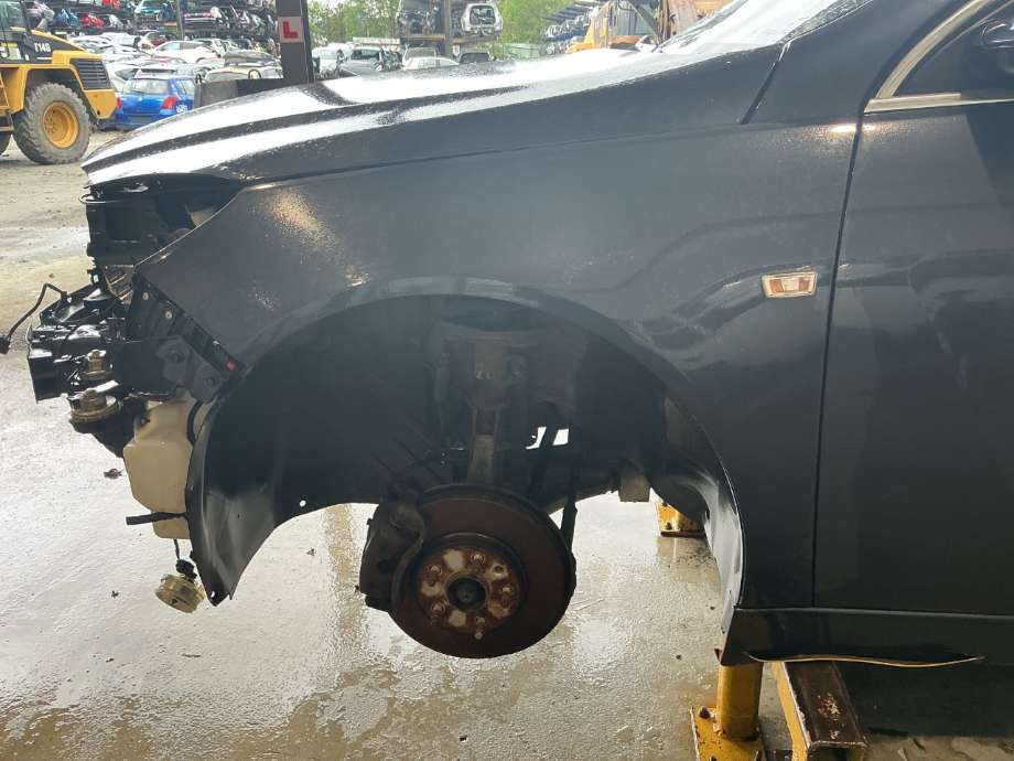 Skjerm venstre foran til Opel Insignia A, 2009-2014 (OPEL|)