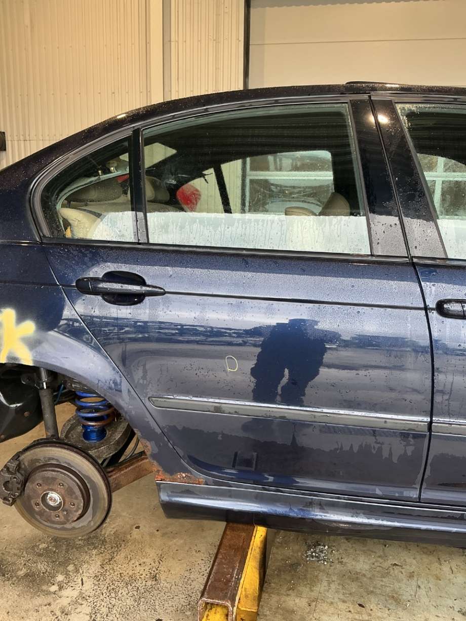 Dør høyre bak til BMW 3-Serie, 1998-2005 (E46) (E46) (BMW|)