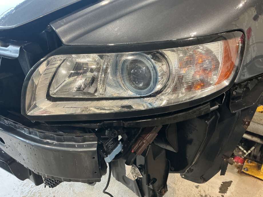 Frontlykt venstre halogen til Volvo V50 2007-2012 (Fase 2) (VOLVO|32206139|)