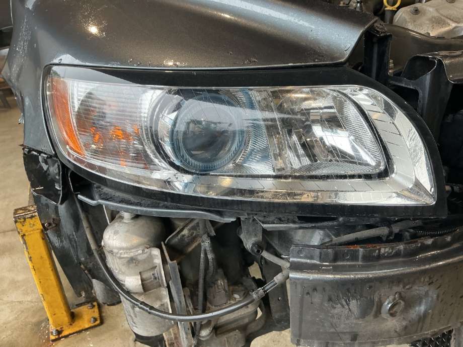 Frontlykt høyre halogen til Volvo V50, 2007-2012 (Fase 2)  (VOLVO|)