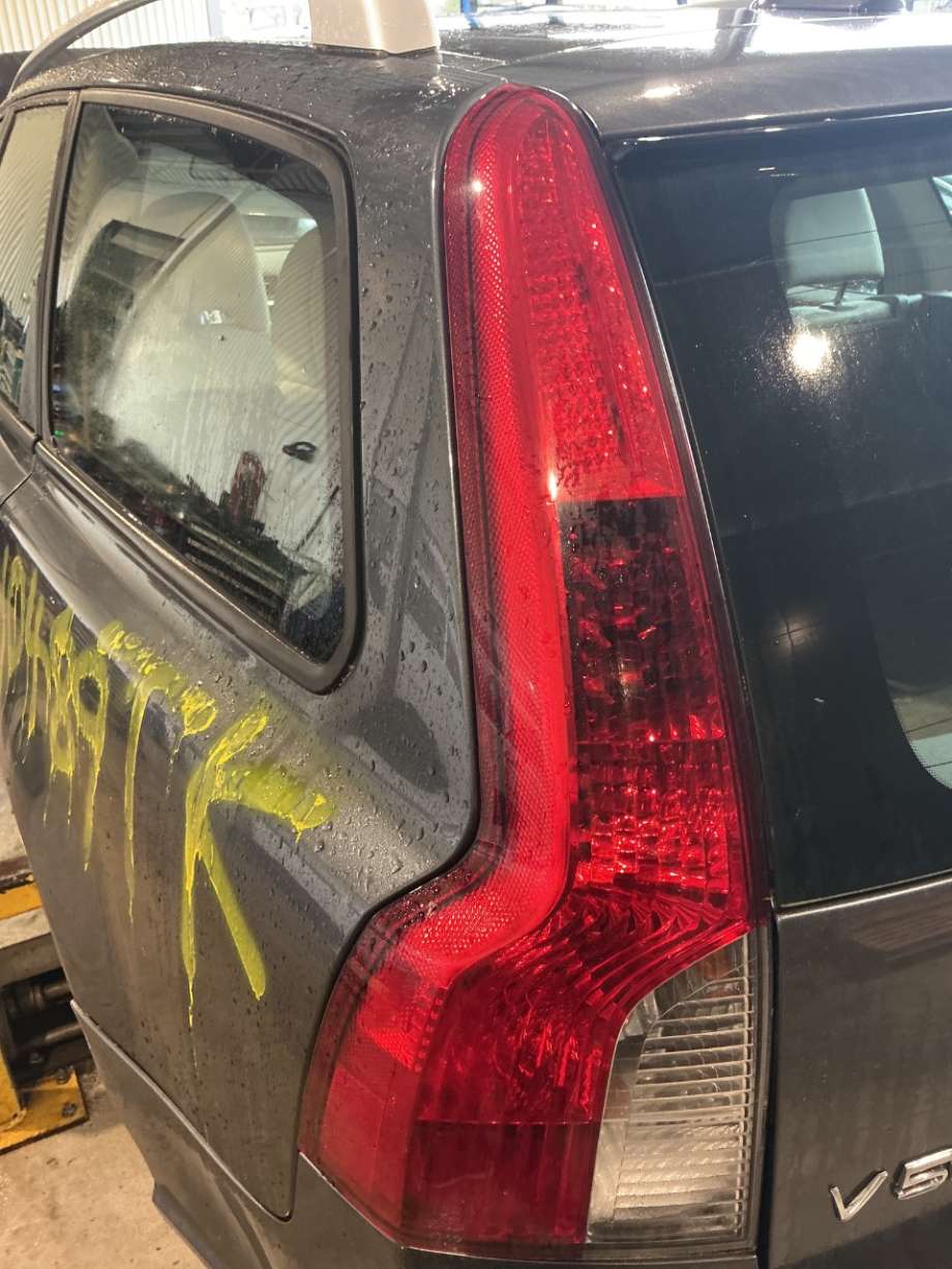 Baklykt venstre til Volvo V50, 2007-2012 (Fase 2)  (VOLVO|)