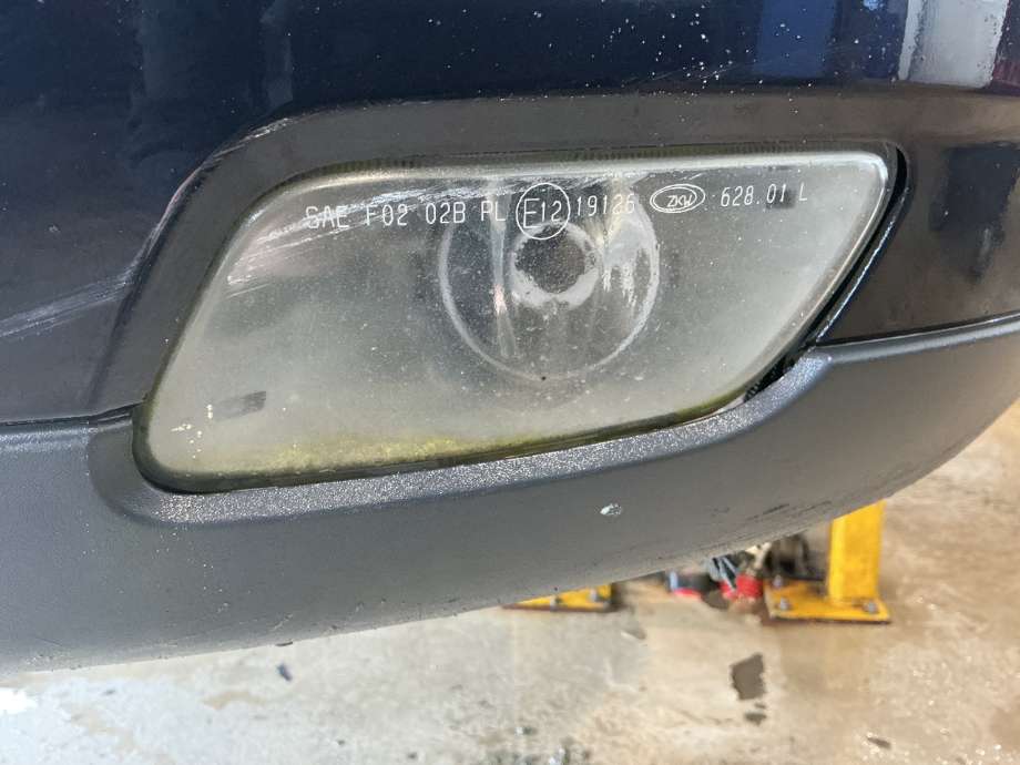 Tåkelykt venstre foran til Volvo V70, 2005-2007 (Type II, Fase 2)  (VOLVO|)