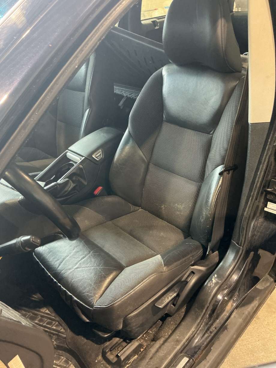 Sete foran venstre til Volvo V70, 2005-2007 (Type II, Fase 2)  (VOLVO|)