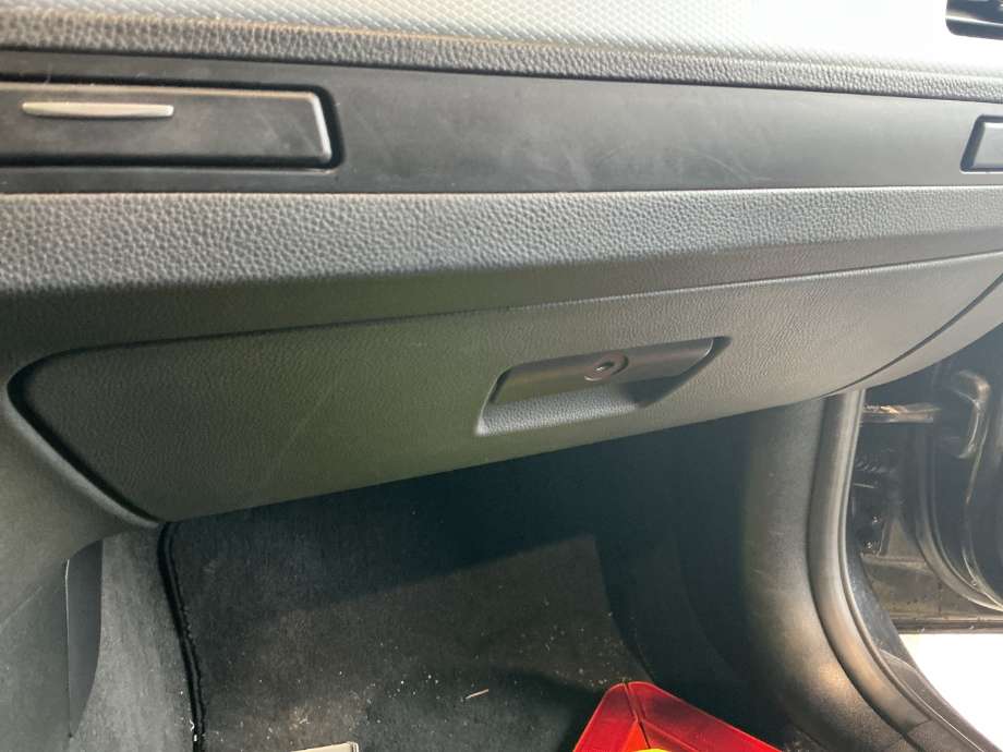 Hanskerom lokk til BMW 3-Serie, 2005-2011 (E90/E91/E92/E93) (E90/E91/E92/E93) (BMW|)